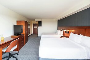 Courtyard Philadelphia Springfield