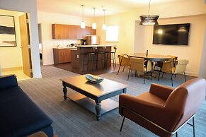 Courtyard Philadelphia Springfield