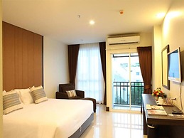 Crystal Suites Suvarnabhumi Airport