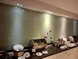 Crystal Suites Suvarnabhumi Airport