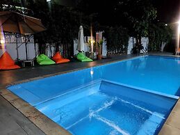 Crystal Suites Suvarnabhumi Airport