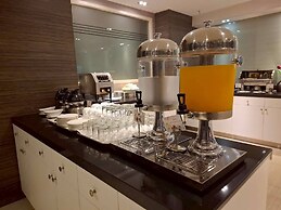 Crystal Suites Suvarnabhumi Airport