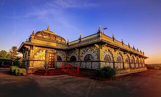 Suburban Studios Triadelphia - Wheeling at The Highlands