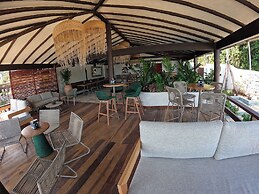Hotel La Foret & Beach Club