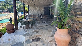 Hotel La Foret & Beach Club