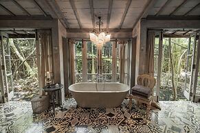 BALQUISSE Heritage Hotel