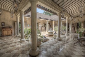 BALQUISSE Heritage Hotel