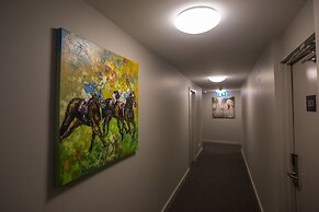 Gladstone Reef Hotel Motel