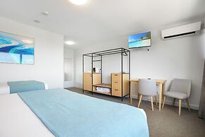 Gladstone Reef Hotel Motel
