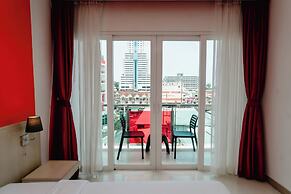 SLEEP WITH ME HOTEL design hotel @ patong