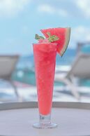 SLEEP WITH ME HOTEL design hotel @ patong