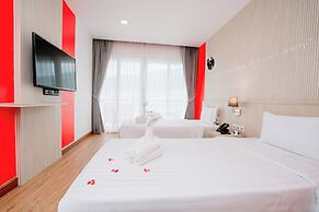 SLEEP WITH ME HOTEL design hotel @ patong