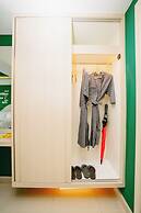 SLEEP WITH ME HOTEL design hotel @ patong