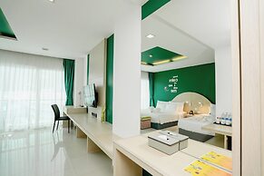 SLEEP WITH ME HOTEL design hotel @ patong