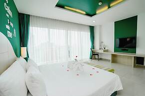 SLEEP WITH ME HOTEL design hotel @ patong