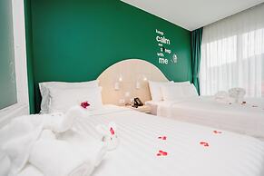 SLEEP WITH ME HOTEL design hotel @ patong
