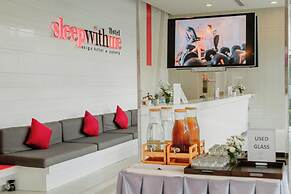 SLEEP WITH ME HOTEL design hotel @ patong