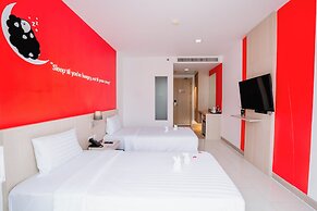SLEEP WITH ME HOTEL design hotel @ patong