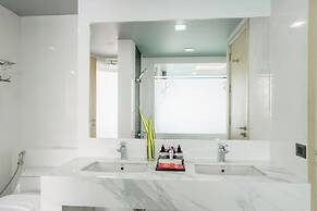 SLEEP WITH ME HOTEL design hotel @ patong