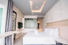 SLEEP WITH ME HOTEL design hotel @ patong