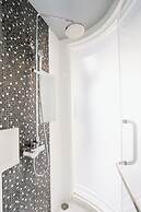 SLEEP WITH ME HOTEL design hotel @ patong