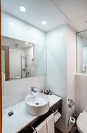 Benjamin Herzliya Business Hotel