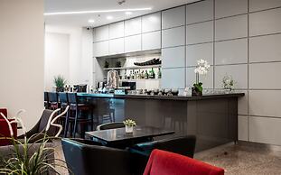 Benjamin Herzliya Business Hotel