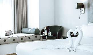 Benjamin Herzliya Business Hotel