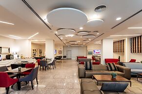Benjamin Herzliya Business Hotel