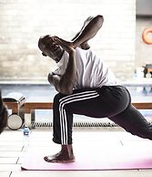 Sankara Nairobi, Autograph Collection