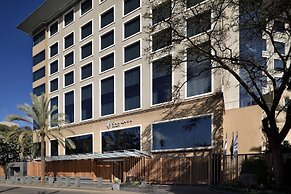 Sankara Nairobi, Autograph Collection