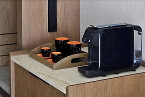 Sankara Nairobi, Autograph Collection