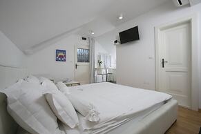 Divota Apartment Hotel