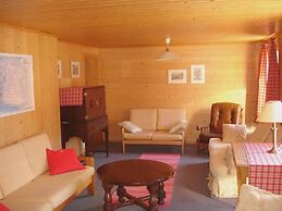 Chalet Suisse