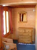 Chalet Suisse