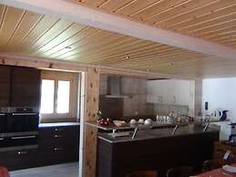 Chalet Suisse