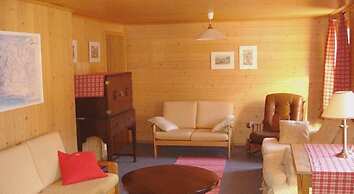 Chalet Suisse