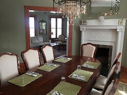 Surf Song Bed & Breakfast