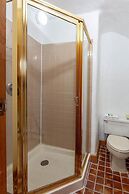 Amizette Inn and Restaurant