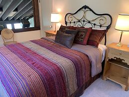 Rio Hondo Condominiums