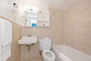 Niagara Parkway Court Motel