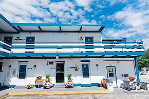 Niagara Parkway Court Motel