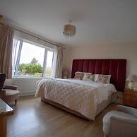 Edencrest Bed & Breakfast