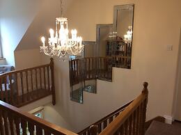 Edencrest Bed & Breakfast