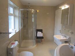 Edencrest Bed & Breakfast