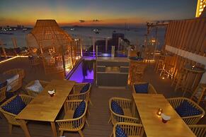 Pattaya Sea View Hotel