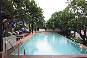 Pattaya Sea View Hotel