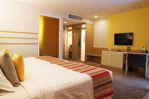 Pattaya Sea View Hotel