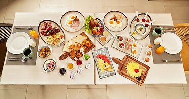 Pattaya Sea View Hotel