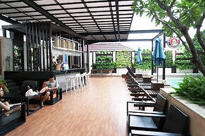 Pattaya Sea View Hotel